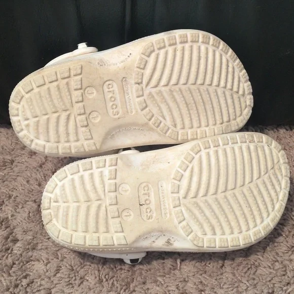 Kids Soccer Crocs Size 1 - Picture 4 of 6